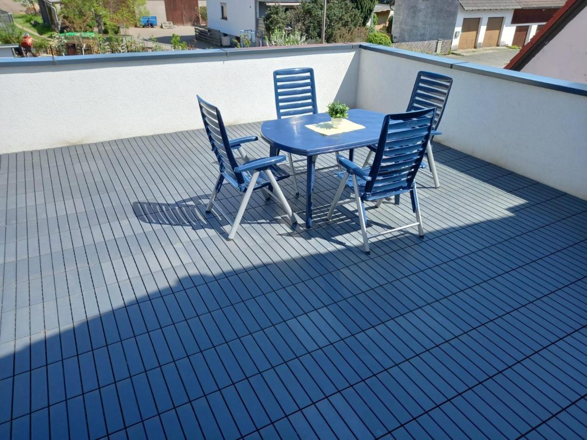 Neubau Appartement Mit Terasse, Privater Eingang,Parkplatz,Kueche Fürth Exteriör bild