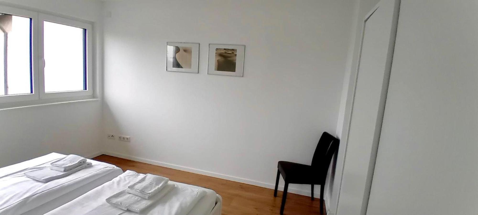 Neubau Appartement Mit Terasse, Privater Eingang,Parkplatz,Kueche Fürth Exteriör bild